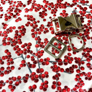 Christmas Red Frosted Berries Designer Dog Collar, Christmas Red and Silver Metallic Dog Collar, Festive Red Puppy Collar