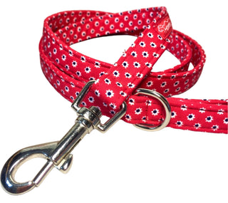 Red Daisies Dog Collar 8 - Hippytails